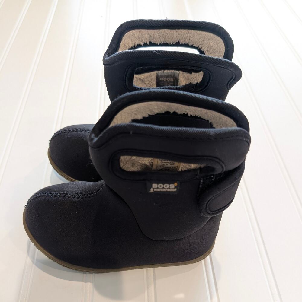 Bogs Infant/Toddler 7 Black Winter Boots